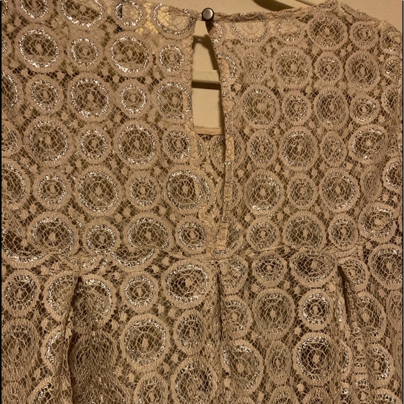 🎷AKEMI + KIN🎷Lace Swing Blouse - Picture 7 of 8